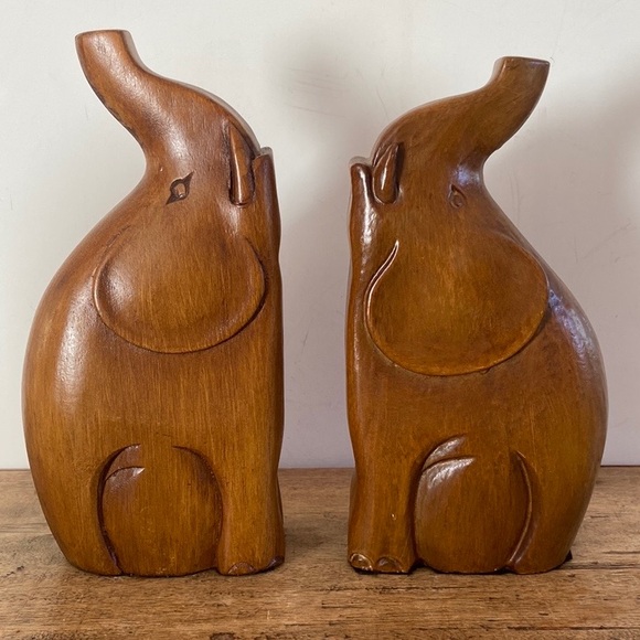 Vintage Carved Wood Elephant Bookends - Picture 2 of 12